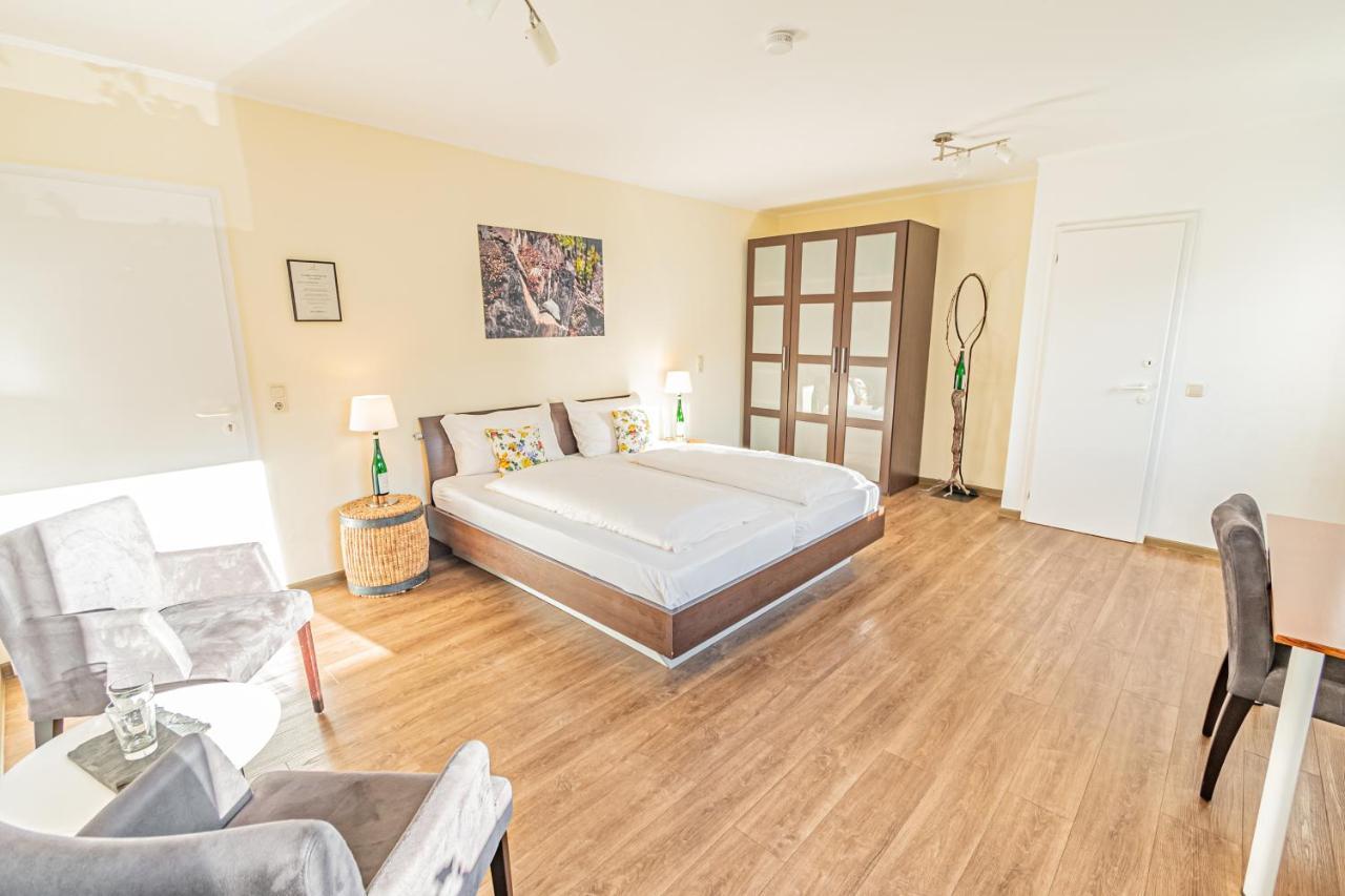 Weinhotel Ayler Kupp Luaran gambar